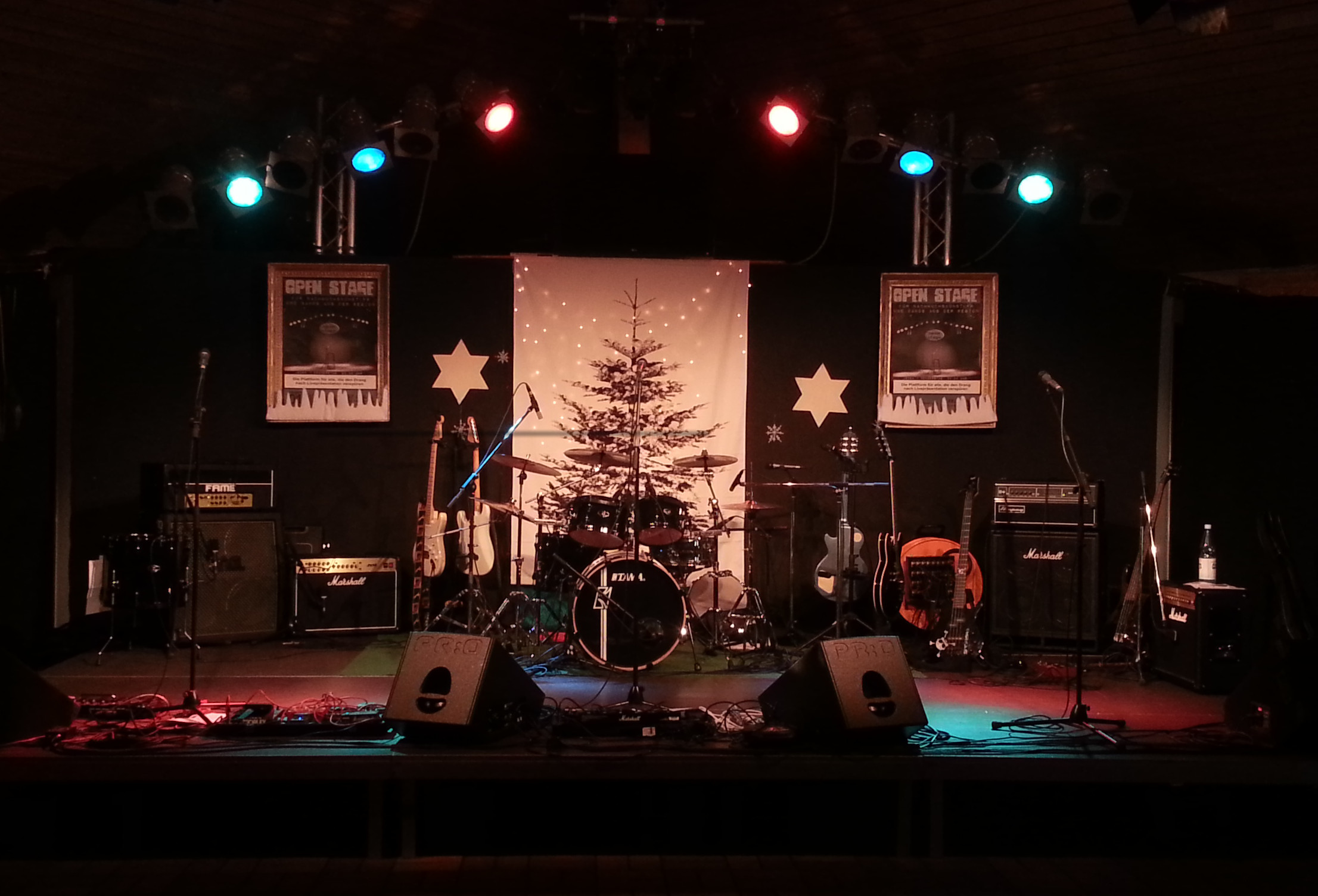 Open Stage X-Mas